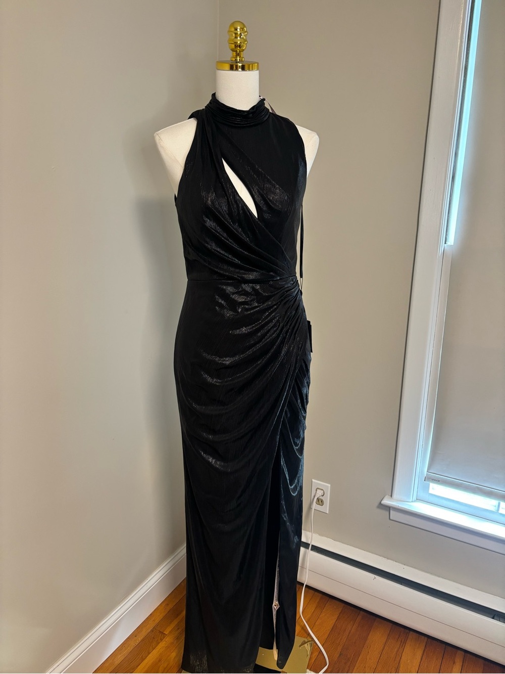 NWT Ieena for Mac Duggal Black Metallic Keyhole Gown Size 6 $398
